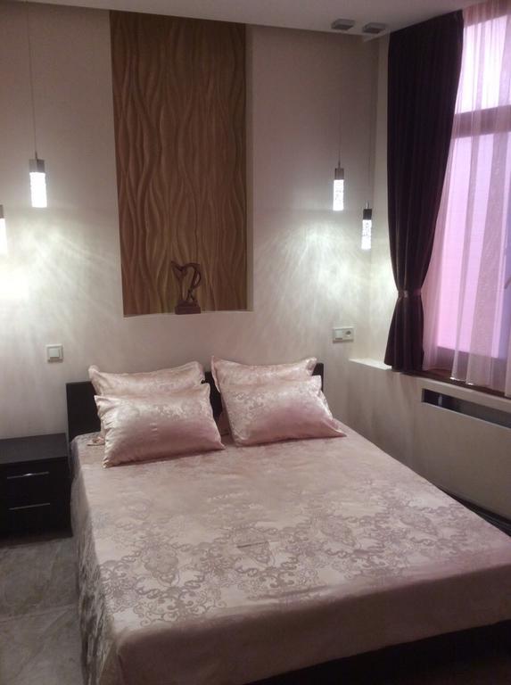 Apartment Luxe Paris Одесса Экстерьер фото