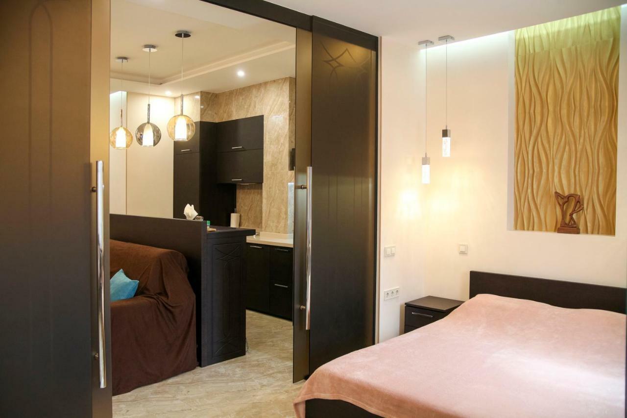 Apartment Luxe Paris Одесса Экстерьер фото